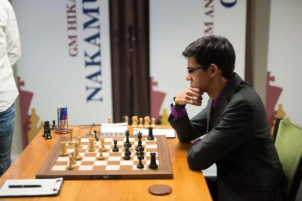 The 2015 Sinquefield Cup Commemorative Chess Set - Pieces Only - Picture 5 of 12