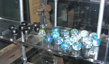 1024px-Hnefatafl_pawns