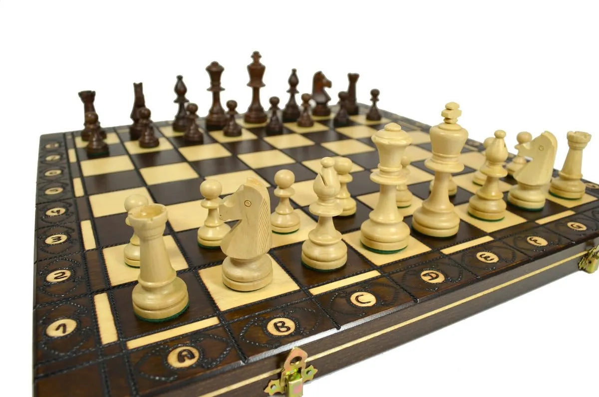 The Wholesale Chess Emissary European Chess Set – House of Staunton