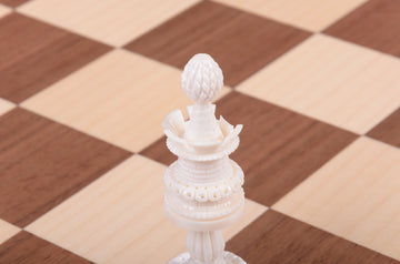 IMPERFECT - Lund Anglo-Indian Reproduction BONE Chess Pieces - RED & NATURAL Bone