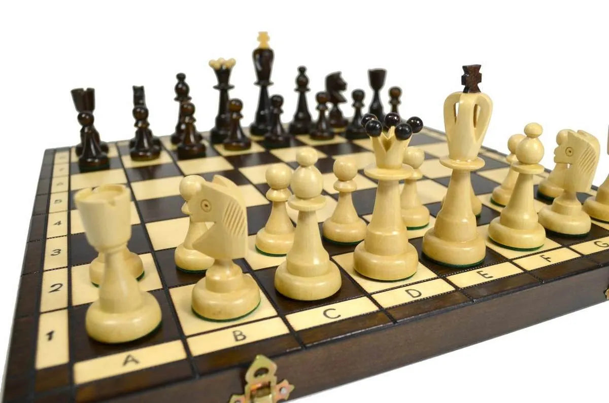 The Wholesale Chess Lviv European Chess Set – House of Staunton