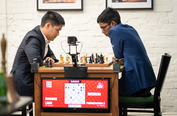 The 2026 Saint Louis Rapid & Blitz Official Series Chess Pieces - DGT-Enabled