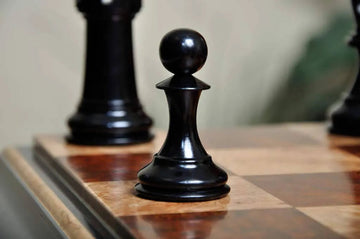 The Supreme Collector Series Luxury Chess Pieces - 4.4