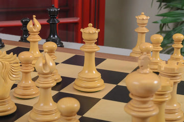 The Bolzano Series Artisan Chess Pieces - 4.3