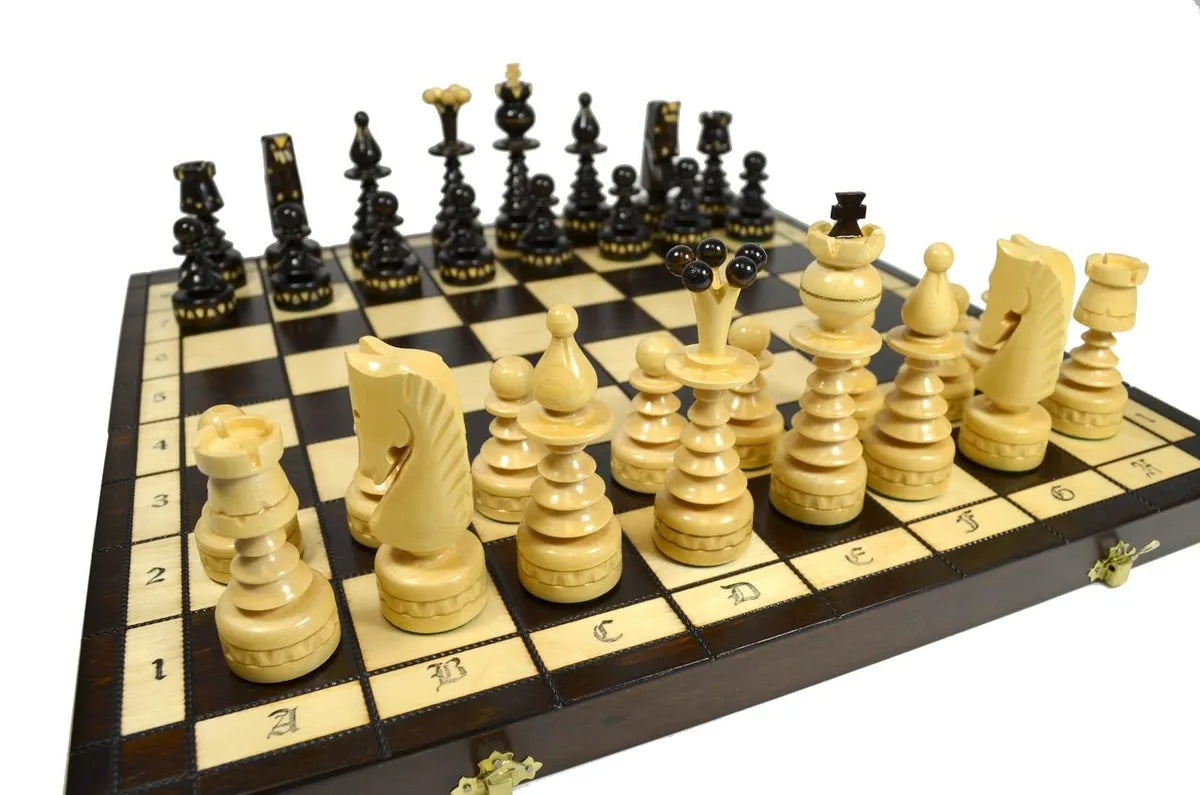 The Wholesale Chess Kaunus European Chess Set – House of Staunton