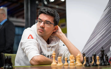 The 2023 Saint Louis Rapid & Blitz Official Series Chess Pieces - DGT-Enabled