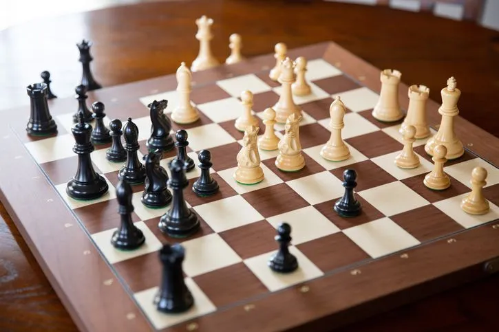 DGT-Enabled Chess Pieces DGT-Enabled Chess Pieces