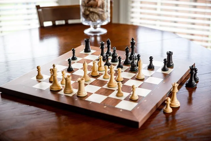 Electronic Chess Boards (eBoards)