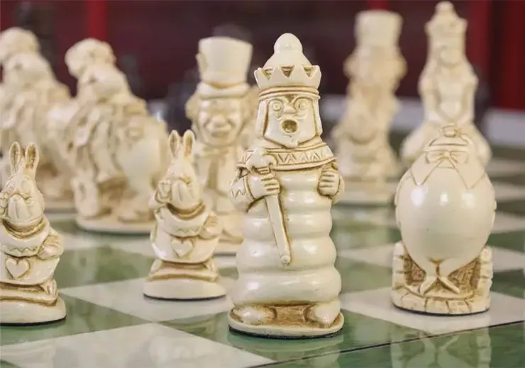 Themed Chess Pieces