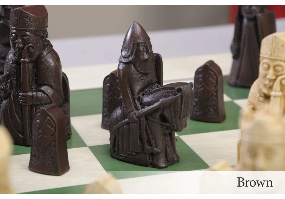 その他 THE LEWIS CHESSMEN MINIIATURE SET Lewis Chessmen Set – NorseAmerica