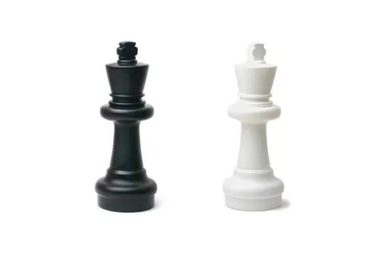 Garden Giant Plastic Chess Pieces - KING