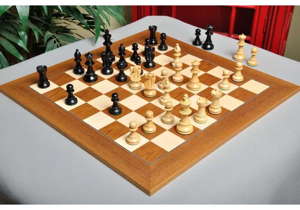 Olive Wood & Black Deluxe Chess Board 2 Squares