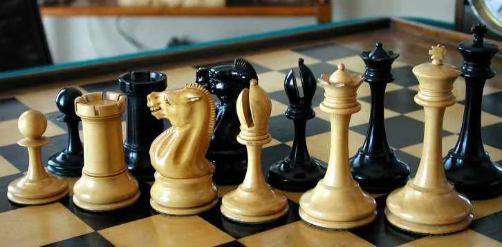 ChessBaron  Staunton Chess Sets, Heritage Chess, Chess Pieces, Boards,  Computers, Clocks, Backgammon. Pay by Card, Paypal or Crypto Currency  (Bitcoin, Etherium, etc.)